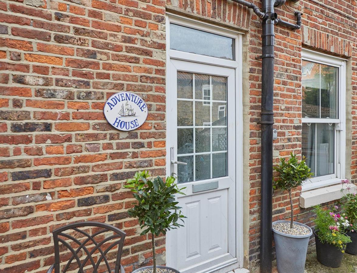 Host & Stay - Adventure House Whitby Esterno foto